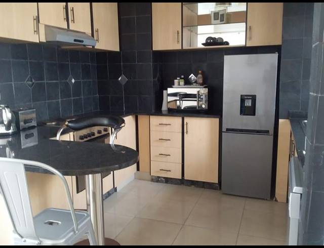 3 BEDROOM PROPERTY TO RENT IN NORTH BEACH